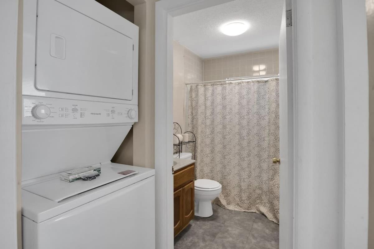 2-Bedroom Pet-Friendly Apartment In East نوكسفيل المظهر الخارجي الصورة